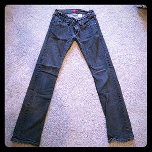 Dark grey Levi's jeans
